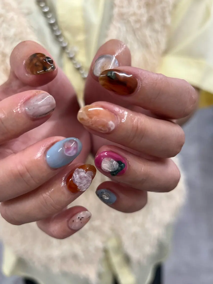 ネイル ジェルネイル マグネットネイル ニュアンスネイル パラジェル リボン ハンドネイル ハンドケア Bana_ Nailのネイルデザイン