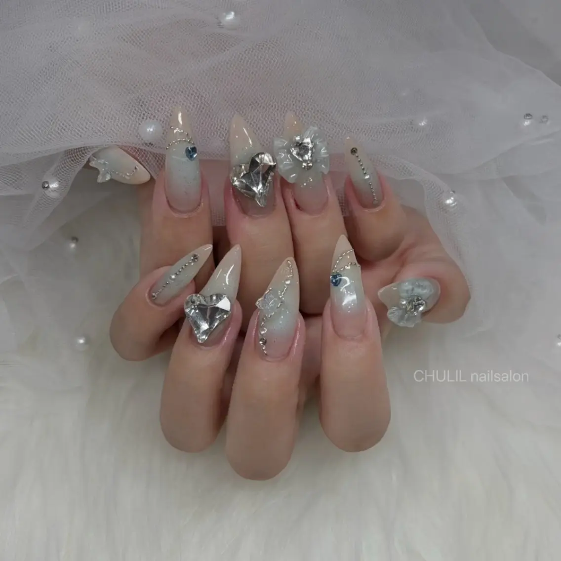ネイル ハンドネイル CHULIL nailsalonのネイルデザイン