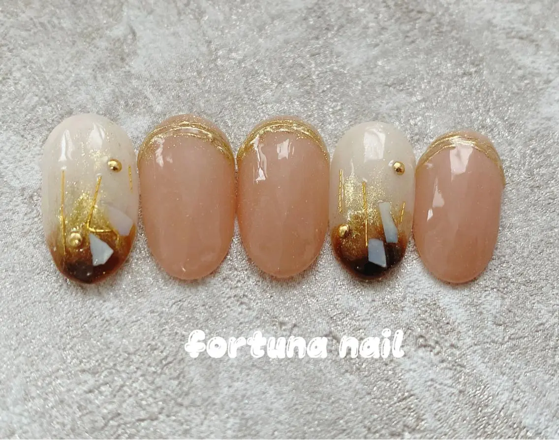 ネイル Nail •Head スパFortunaのネイルデザイン