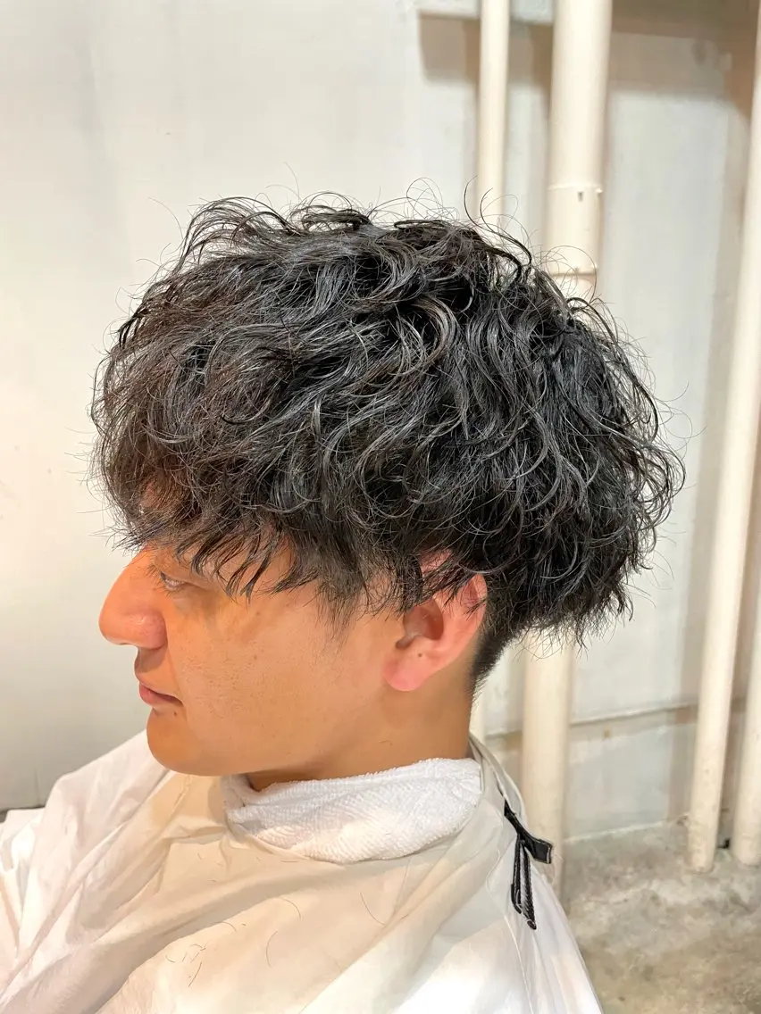 パーマ メンズ カット パーマ トリートメント 西村れい/Blue/ 髪質改善/縮毛矯正のヘアスタイル