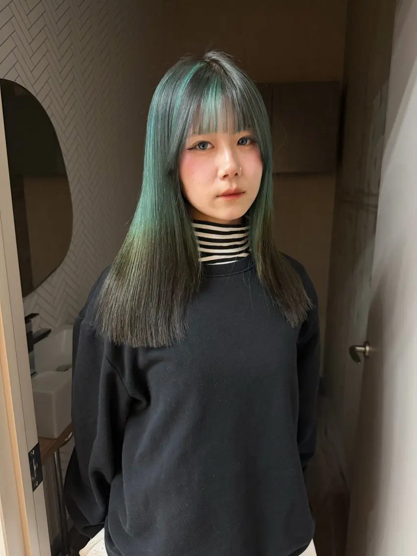 ミディアム カラー ブリーチ ケアブリーチ デザインカラー グラデーションカラー トリートメント ヘアカラー ブリーチ/ベージュ 💕/momoaのヘアスタイル