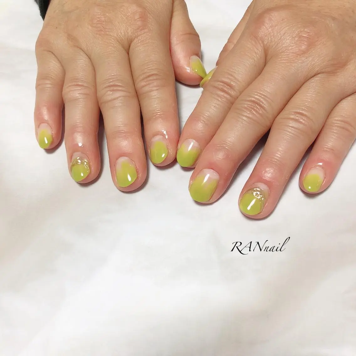 ネイル フットネイル フレンチネイル ゴールド ラメ(グリッター) ミラーネイル RAN nailのネイルデザイン