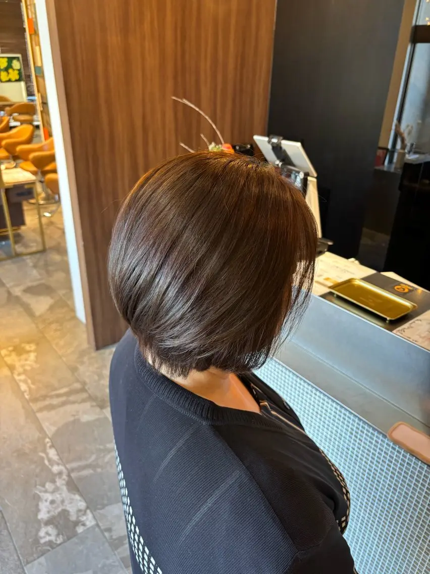ショート カラー 透明感カラー ハイトーンカラー 白髪ぼかし&ショート &ツヤ髪💎YUMAのヘアスタイル