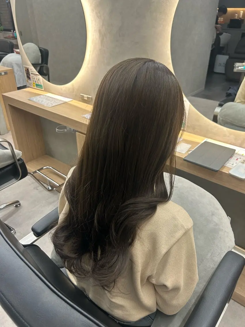 ロング 💜カラーモデル募集 Miyuuのヘアスタイル