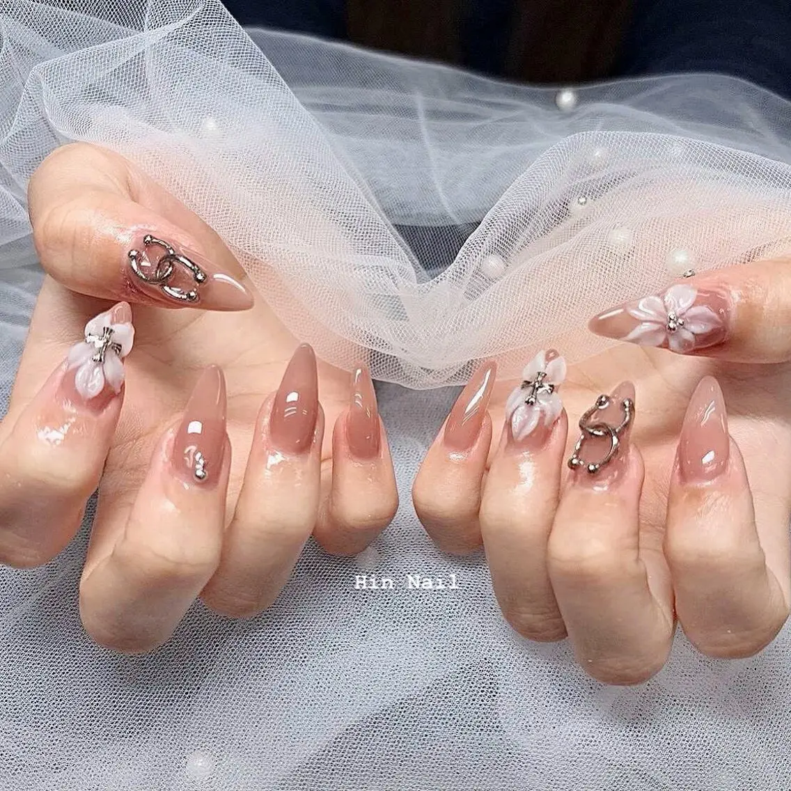 ネイル ハンドネイル HIN NAILのネイルデザイン