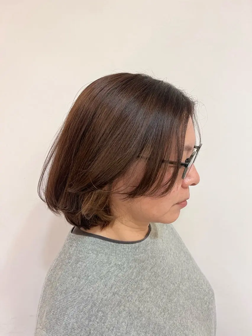 ミディアム カット 𝒩𝑜𝓃𝑜 / lenahcARIAのヘアスタイル