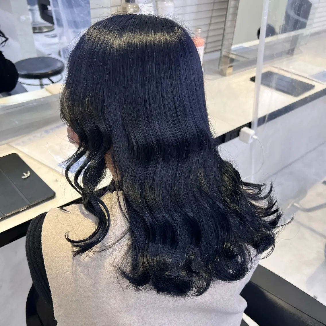 ロング カラー 透明感カラー ダブルカラー 髪質改善 カット ヘアカラー 💙ハイトーン韓国風 色白ヘア💙manaのヘアスタイル
