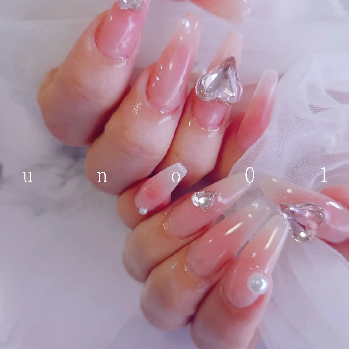 ネイル ハンドネイル 梅田🦄中崎町🩵 u n o 0 1のネイルデザイン