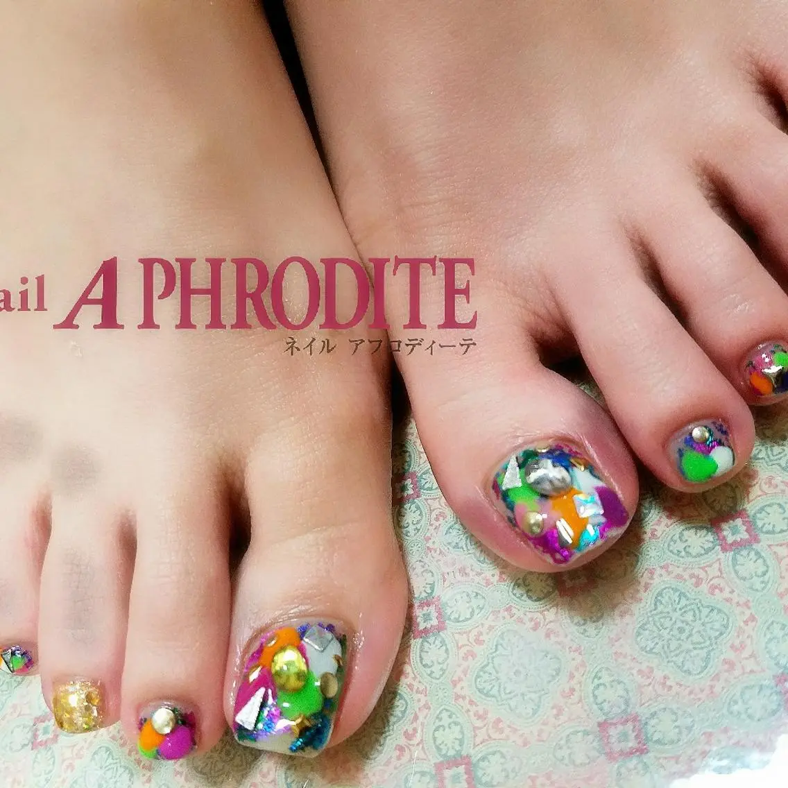 ネイル フットネイル 夏ネイル Nail Aphroditeのネイルデザイン