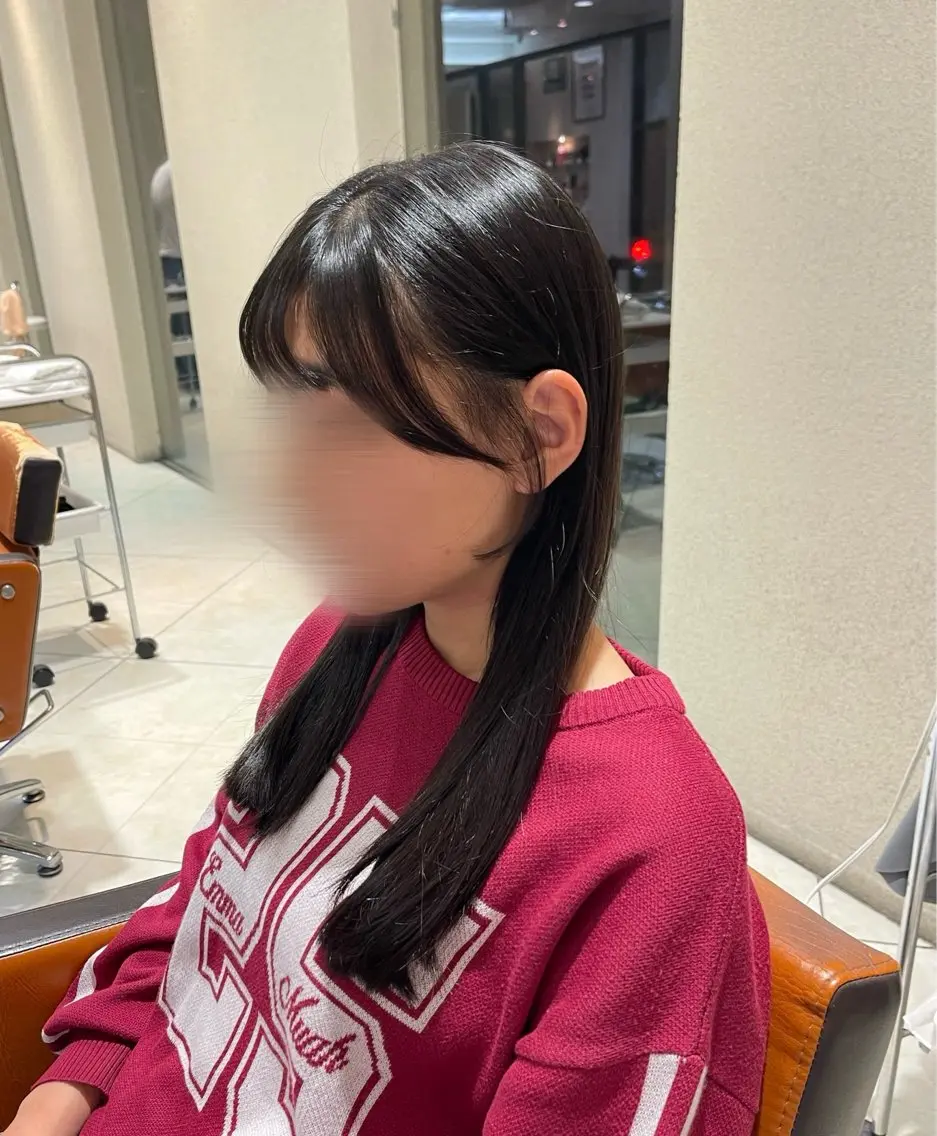 セミロング 前田 彩良のヘアスタイル