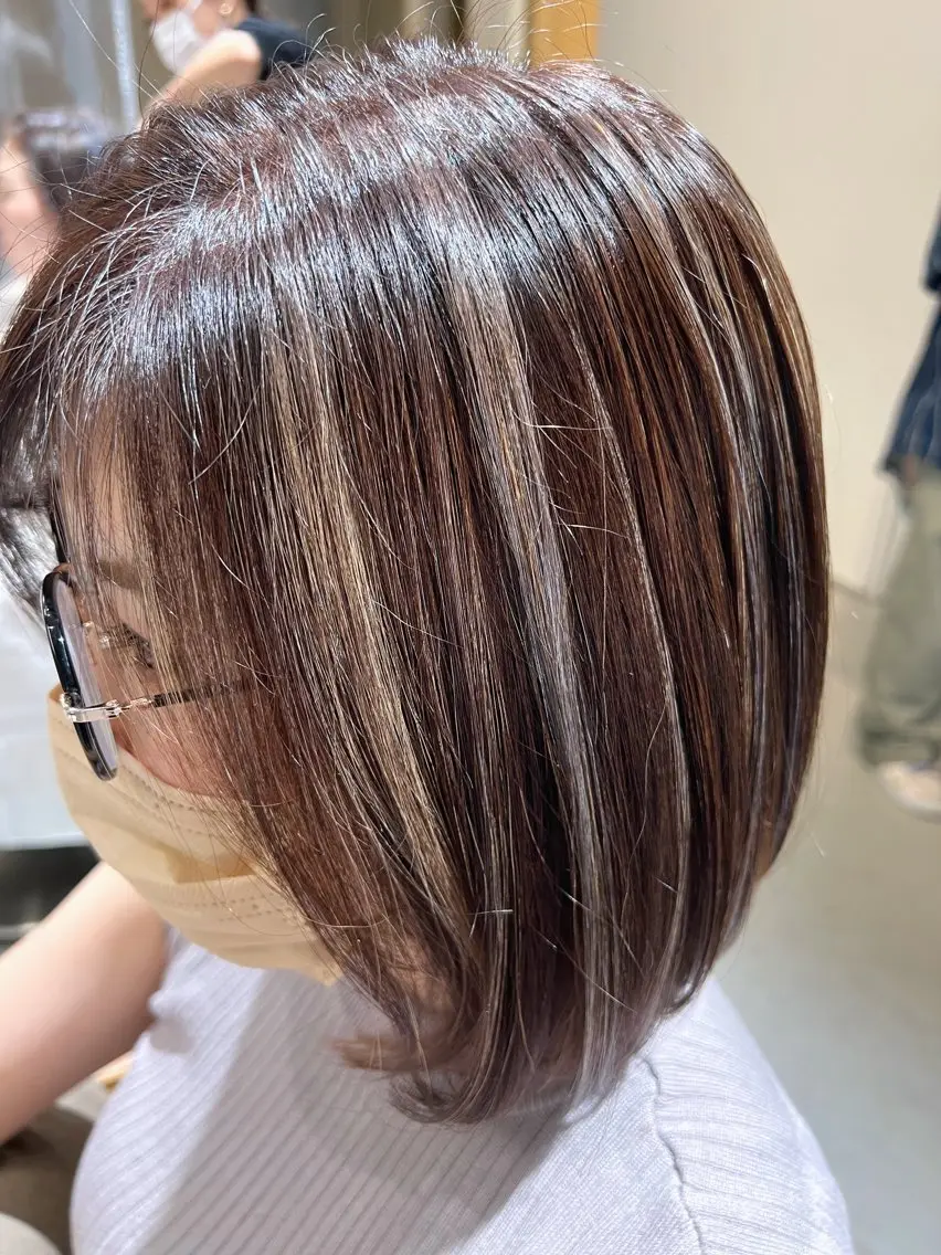 ミディアム カラー ショートボブ バレイヤージュ ブリーチ ケアブリーチ ダブルカラー 縮毛矯正×艶カラー /中村勇太のヘアスタイル