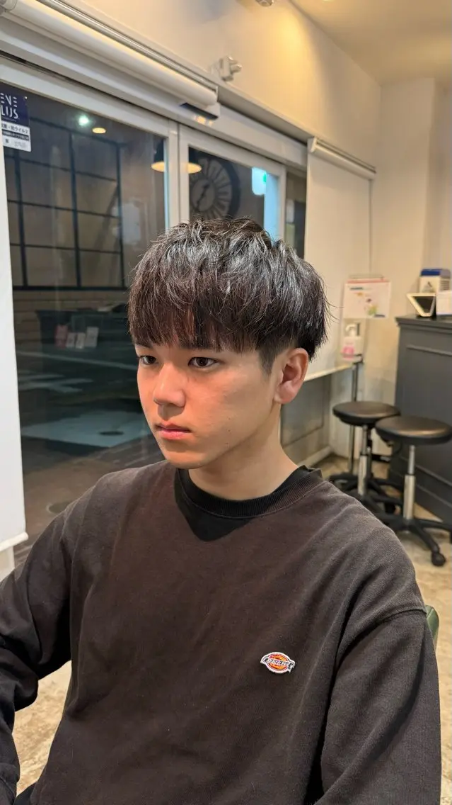 ショート メンズ センターパート マッシュ ツーブロック 刈り上げ メンズ専門 Ryukiのヘアスタイル