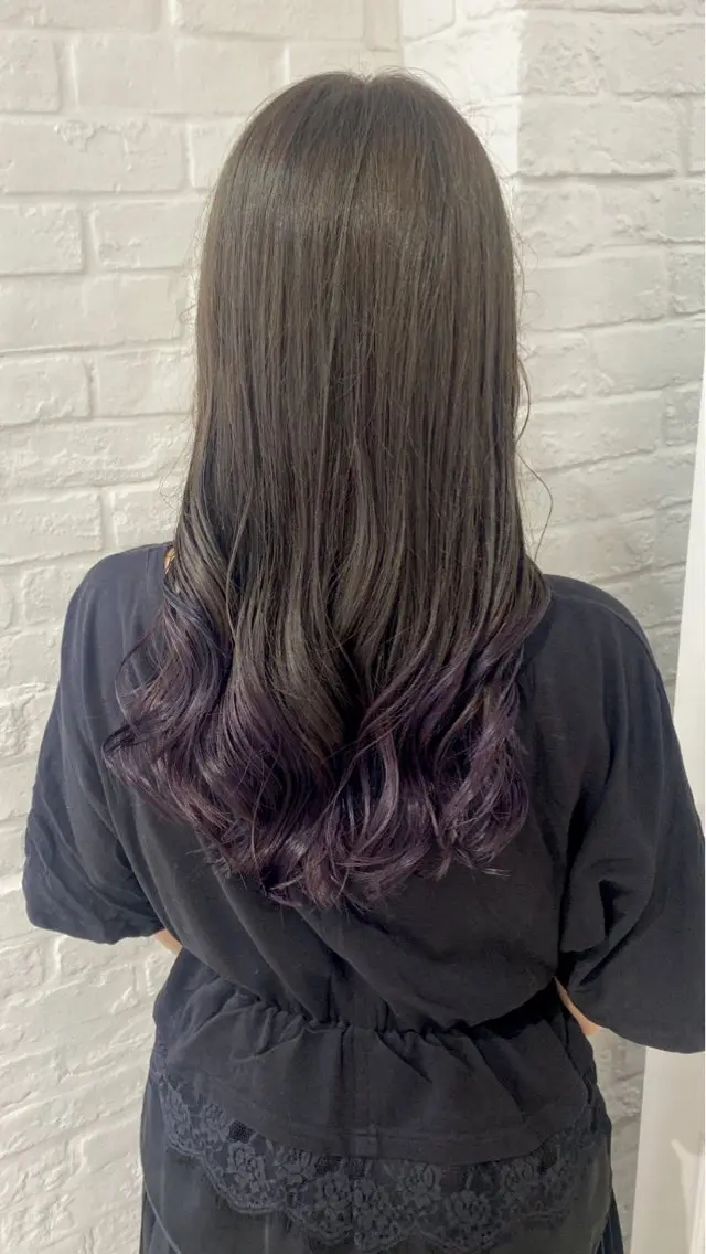 ロング カラー ヘアカラー Ida Akaneのヘアスタイル