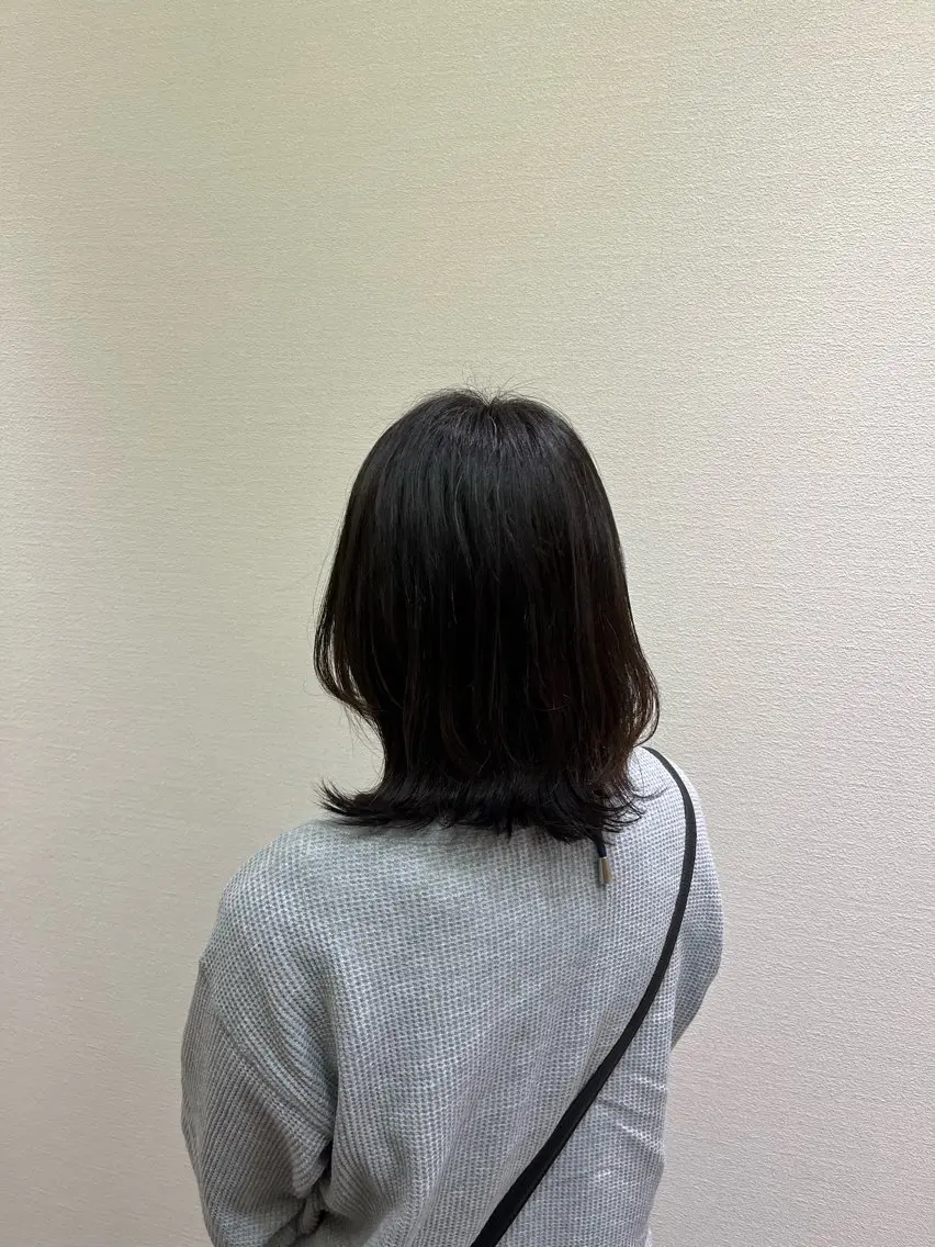 ミディアム LORAN 寺田のヘアスタイル