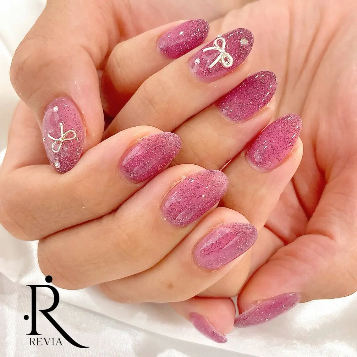 ネイル フラッシュネイル リボン ハンドネイル REVIA :ayaのネイルデザイン