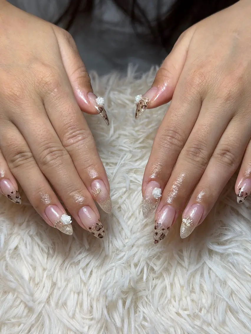ネイル ハンドネイル フットネイル nailsalon Any'bのネイルデザイン