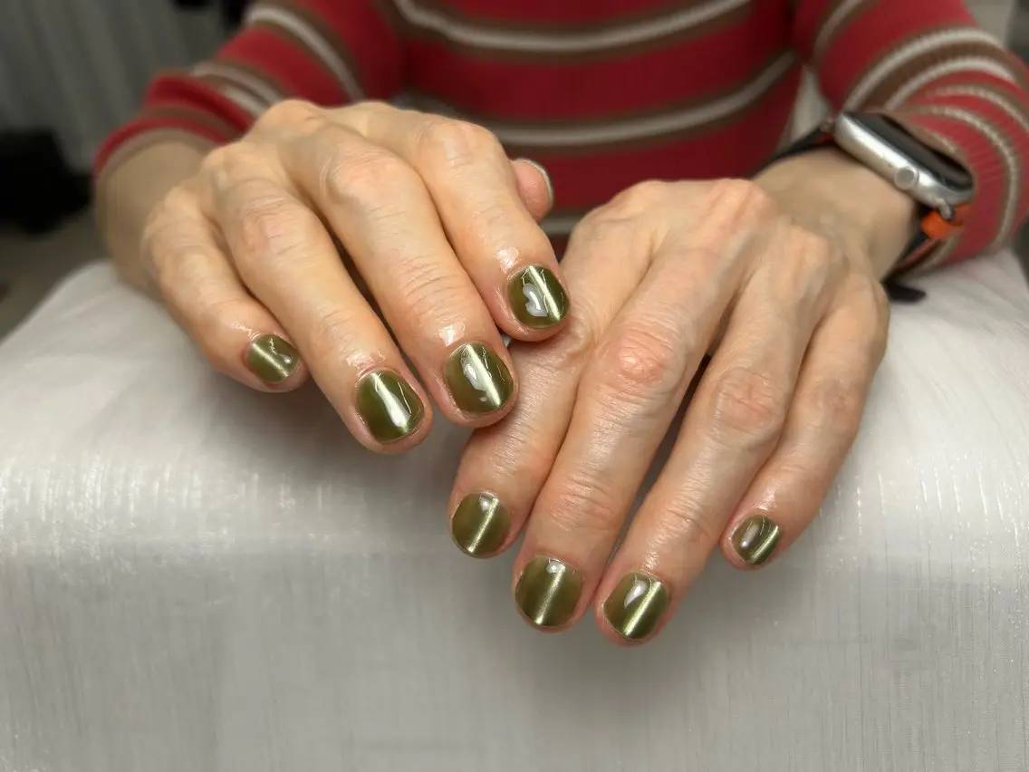 ショート ハンドネイル 28nails. 宮崎のネイルデザイン