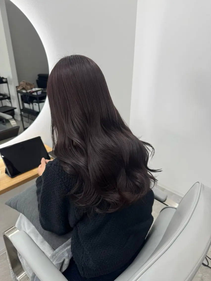 ロング レイヤーカット ベージュ/KANAのヘアスタイル
