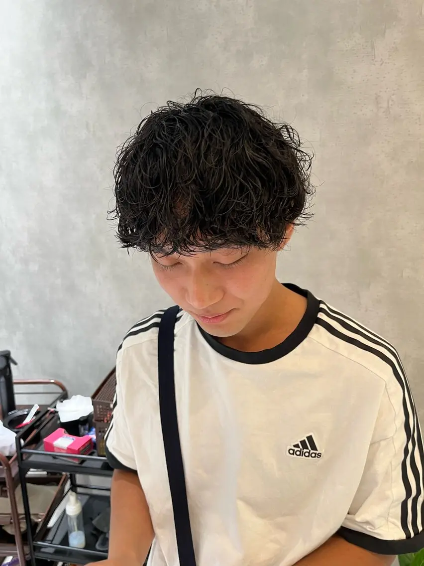 パーマ メンズ マッシュ パーマが得意な【最高 悠斗】のヘアスタイル