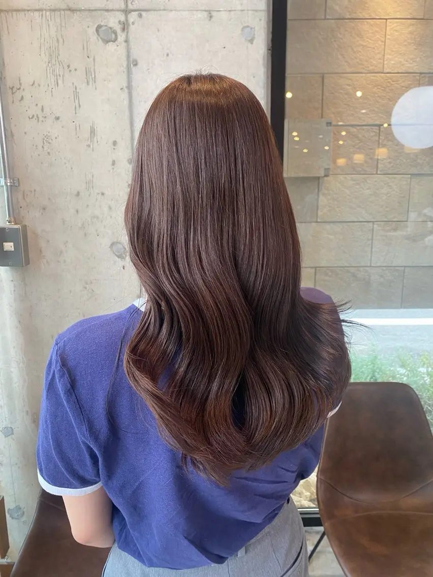ロング カラー ブラウンカラー ココアブラウン カット ヘアカラー トリートメント 佐々木 彩乃のヘアスタイル