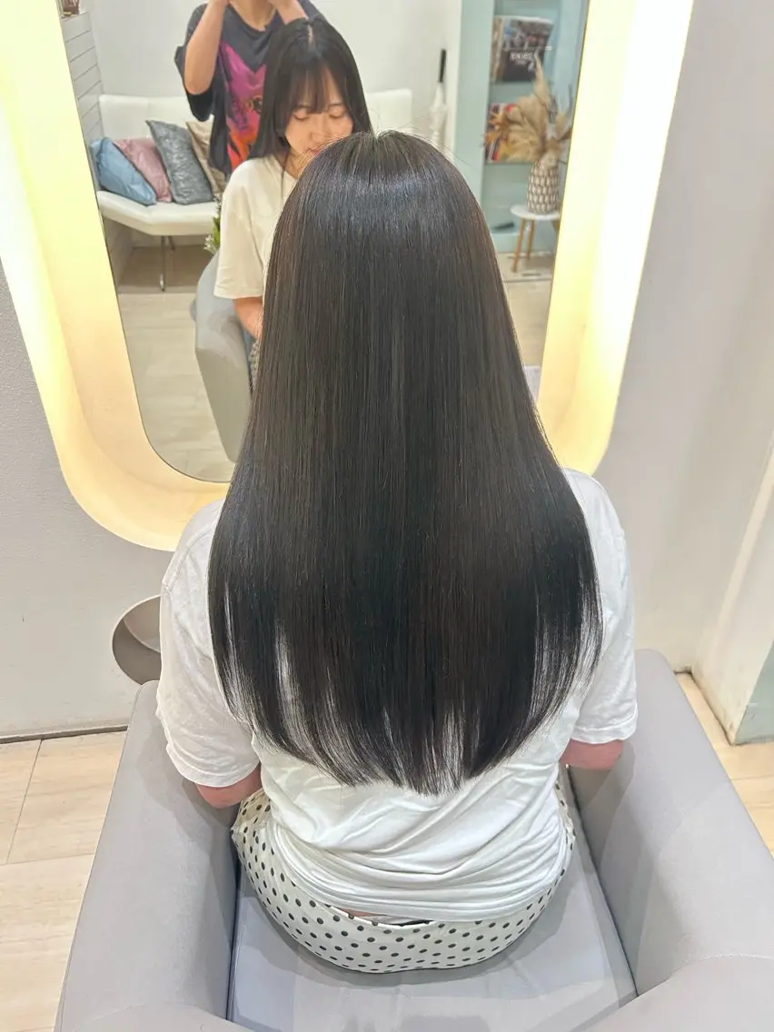 ロング カット ヘアカラー 堀 日次のヘアスタイル