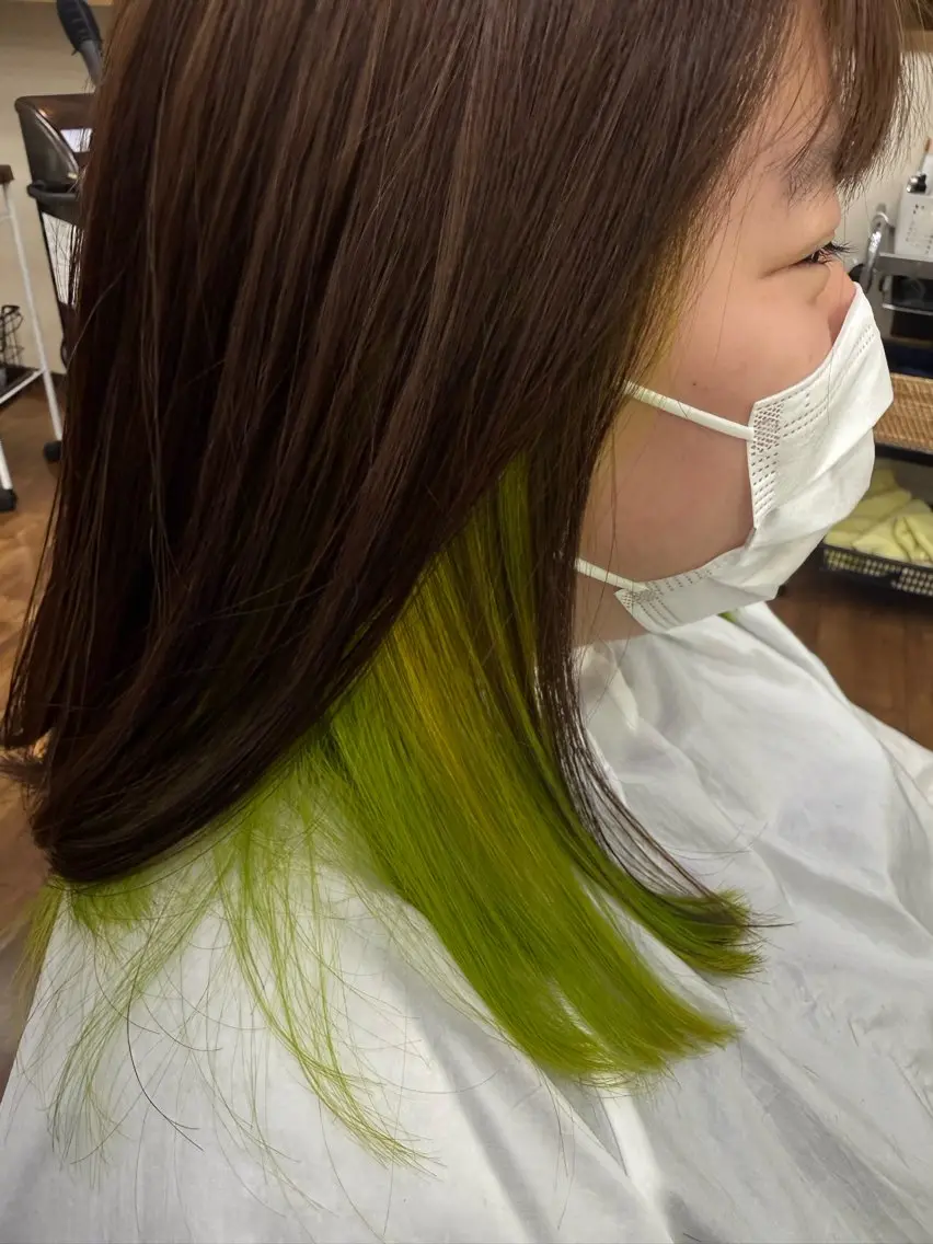 カラー 黒木 芽生のヘアスタイル