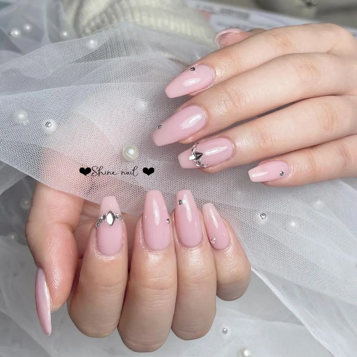 ネイル サイナネイル🎀 長さ出し専門店のネイルデザイン