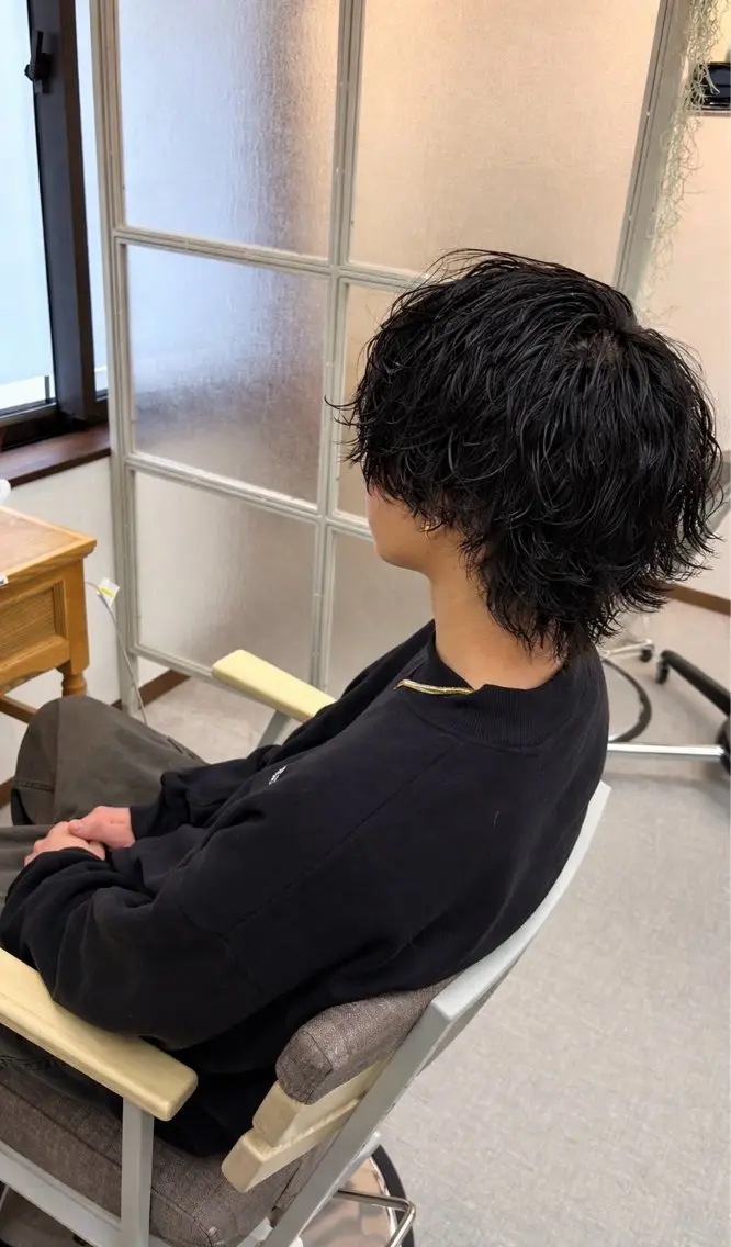 ショート パーマ メンズ 波巻きパーマ 峯 渉人のヘアスタイル