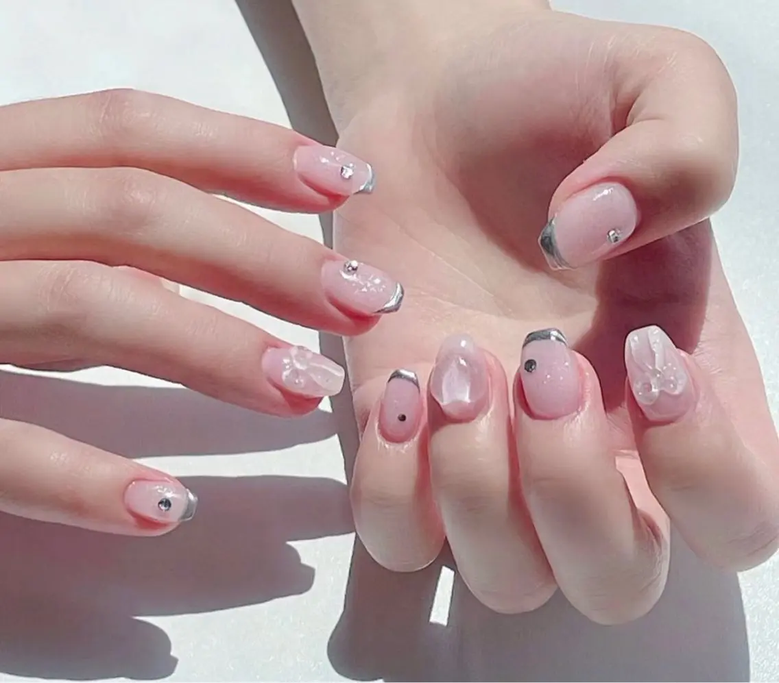 ネイル ハンドネイル ハンドケア 🍑 momo_nailのネイルデザイン