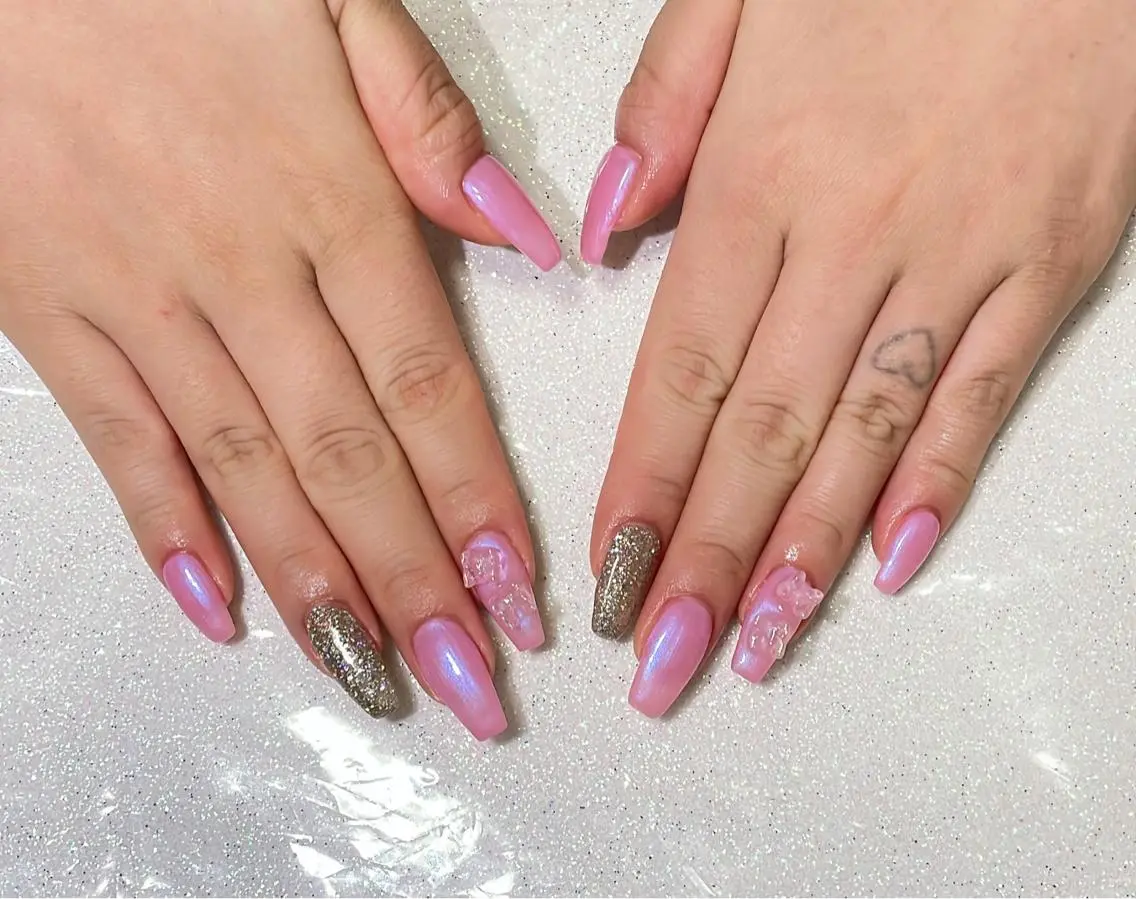 ネイル ハンドネイル VIERU 🌈🎀💖のネイルデザイン