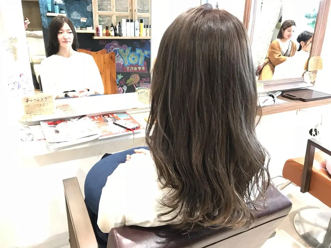 セミロング カラー ハイライトカラー ハイライト メンズ指名多数!! 田島史也のヘアスタイル