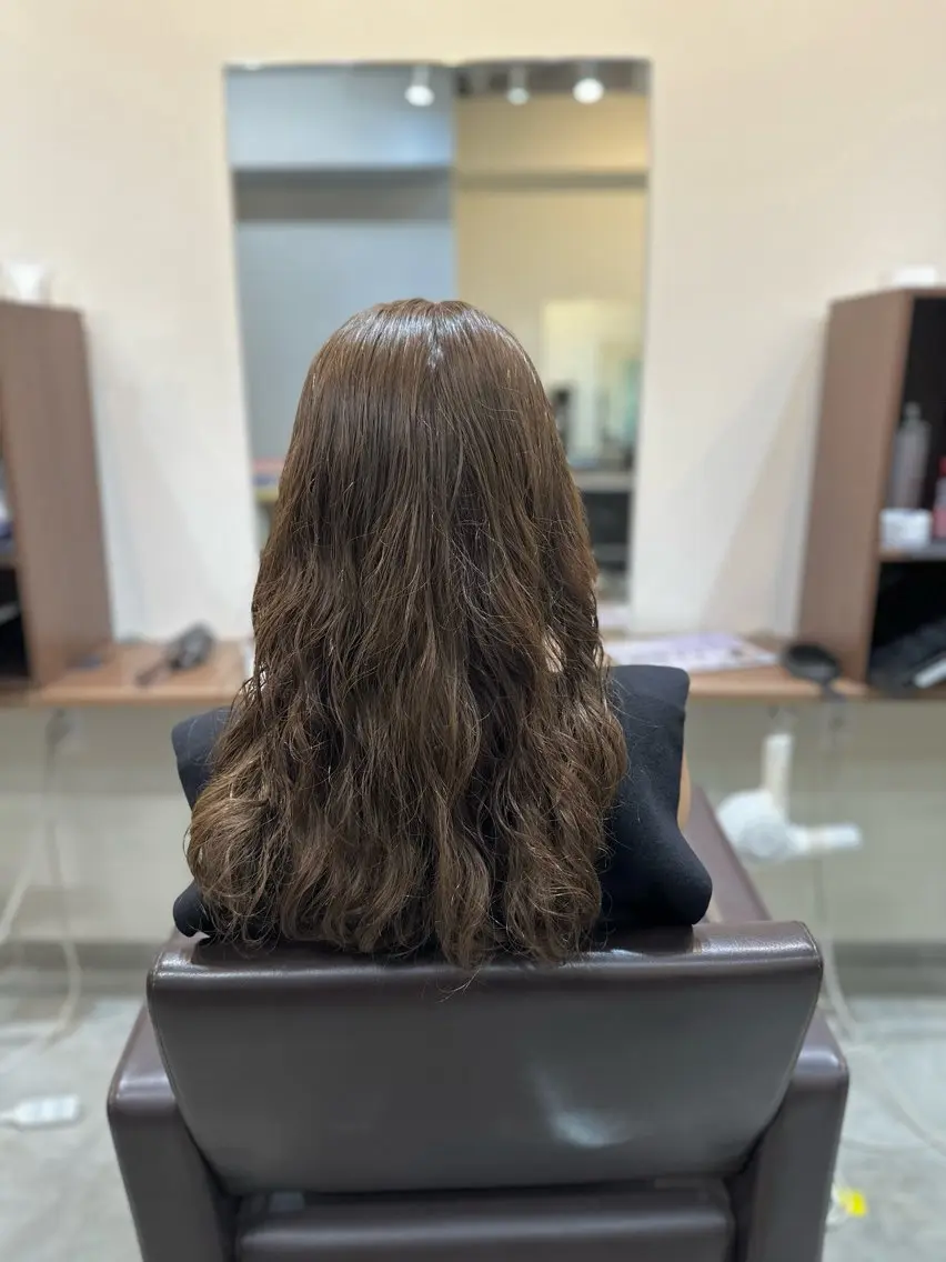 ロング カラー パーマ カット ヘアカラー パーマ トリートメント 平日オススメ✨ コスパ&タイパ✨山下のヘアスタイル