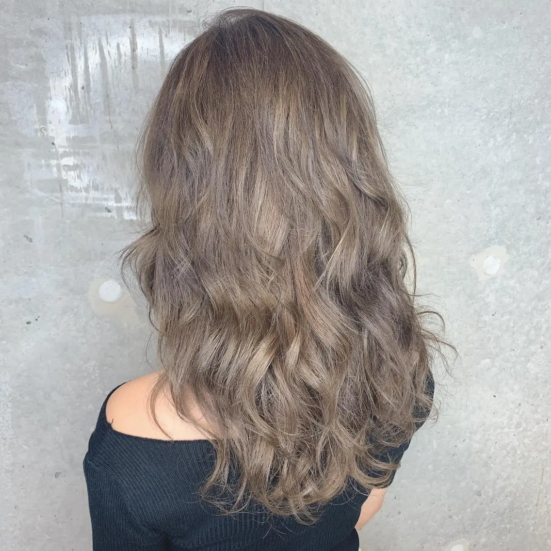 ロング カラー ハイライトカラー ハイライト 梅本 有希のヘアスタイル