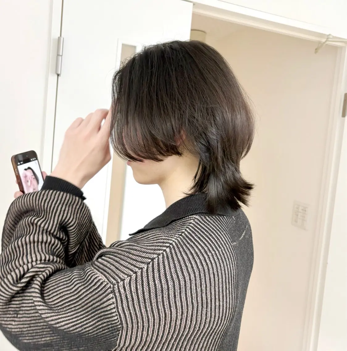 ミディアム メンズ 麥生田 秀太のヘアスタイル