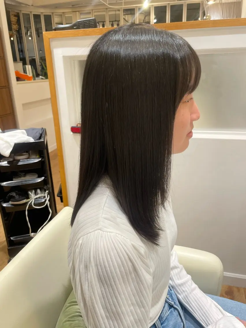 ミディアム 松浦 愛利花のヘアスタイル