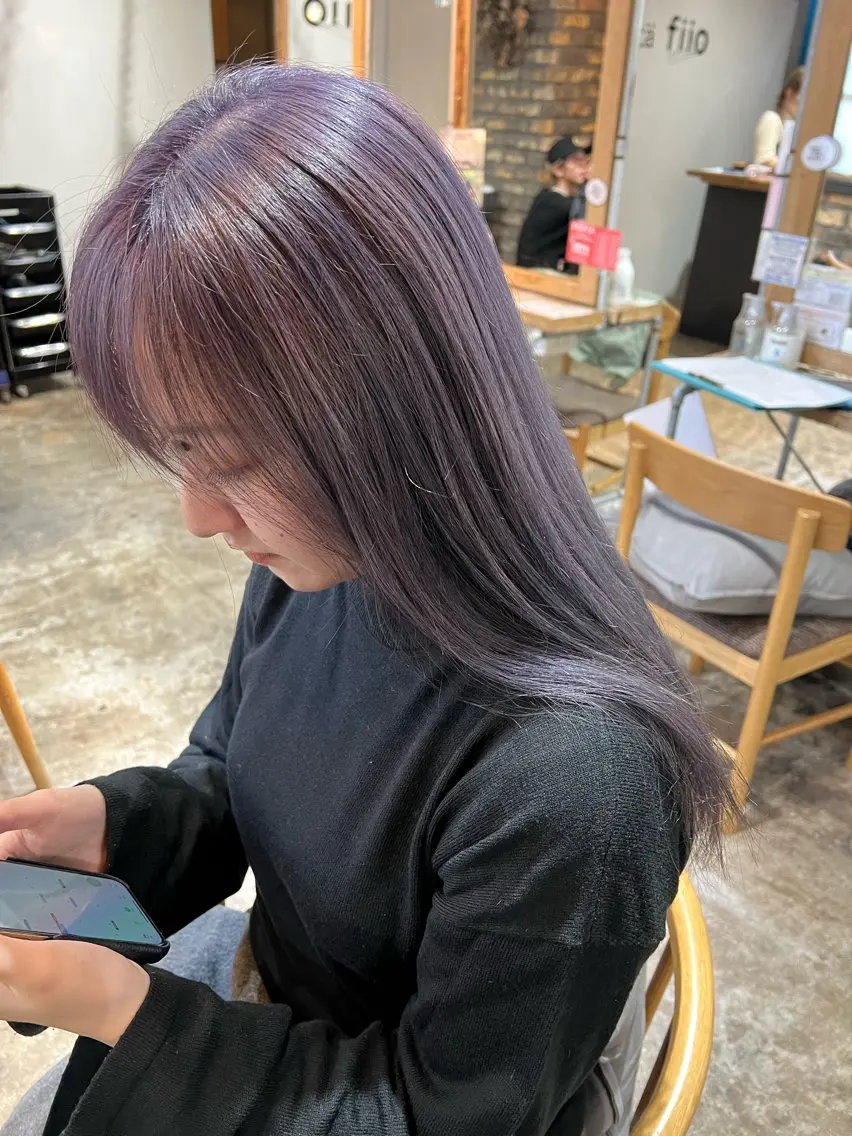 ロング カラー ブリーチ カット 縮毛矯正 ツキノキ ミナのヘアスタイル
