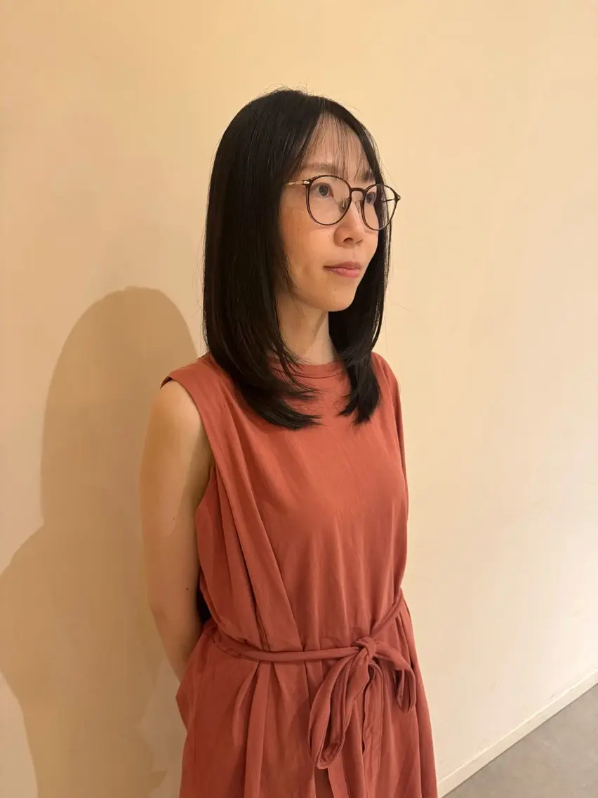 セミロング レイヤーカット 山中 萌花のヘアスタイル