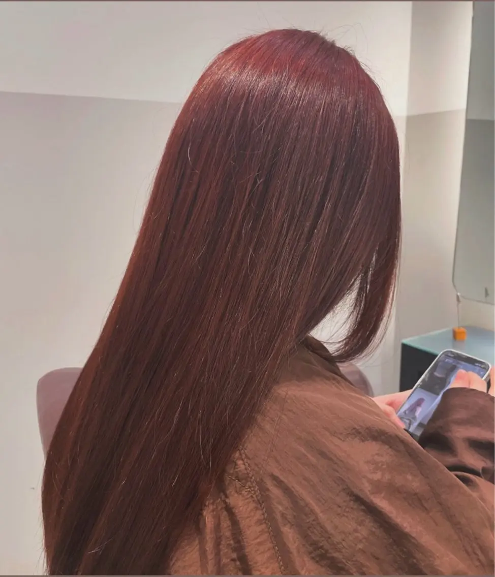 ロング カラー ヘアカラー トリートメント 坂詰 空のヘアスタイル