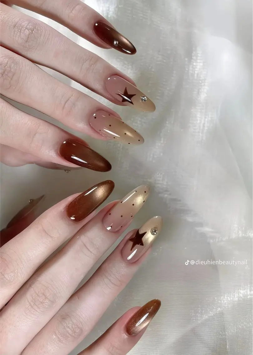 ネイル 韓国ネイル マグネットネイル 持ち込み ハンドネイル Dyo Nail_Royalのネイルデザイン