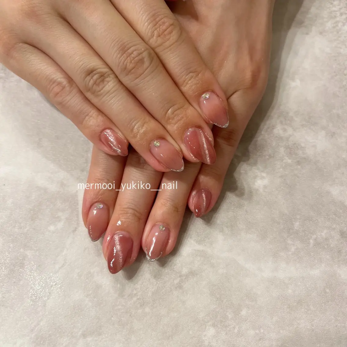 ネイル フレンチネイル ジェルネイル ラメ(グリッター) マグネットネイル パラジェル mermooi nailのネイルデザイン
