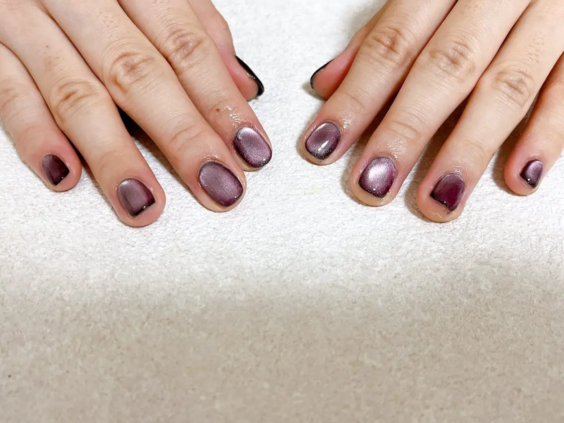 ネイル オーロラネイル フットネイル フレンチネイル ジェルネイル 韓国ネイル ハンドネイル mogunail &blowのネイルデザイン