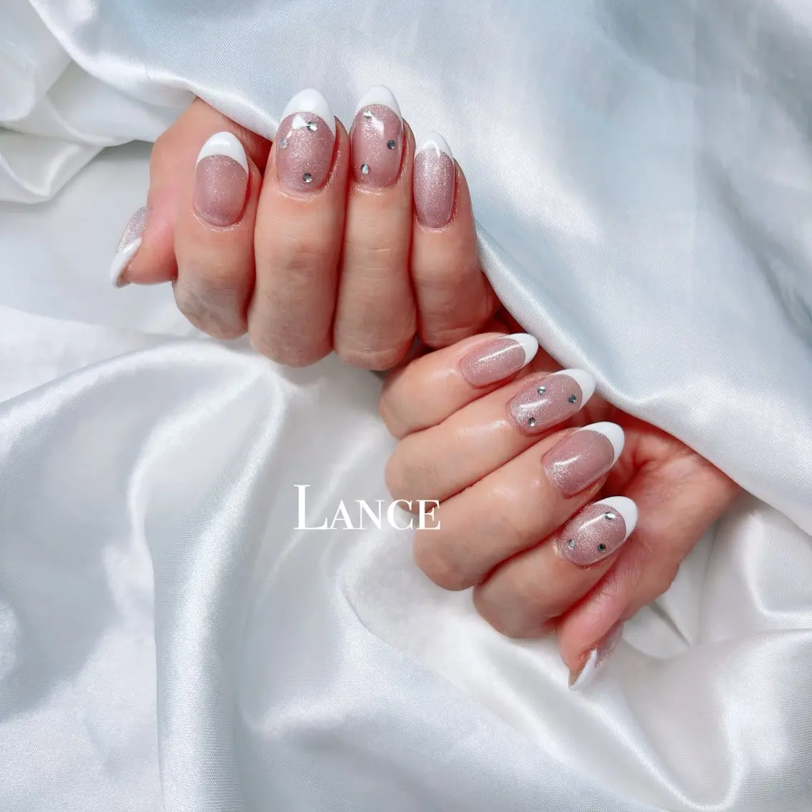 ネイル キラキラネイル 韓国ネイル 春ネイル ワンホンネイル 冬ネイル ハンドネイル Lance nailのネイルデザイン