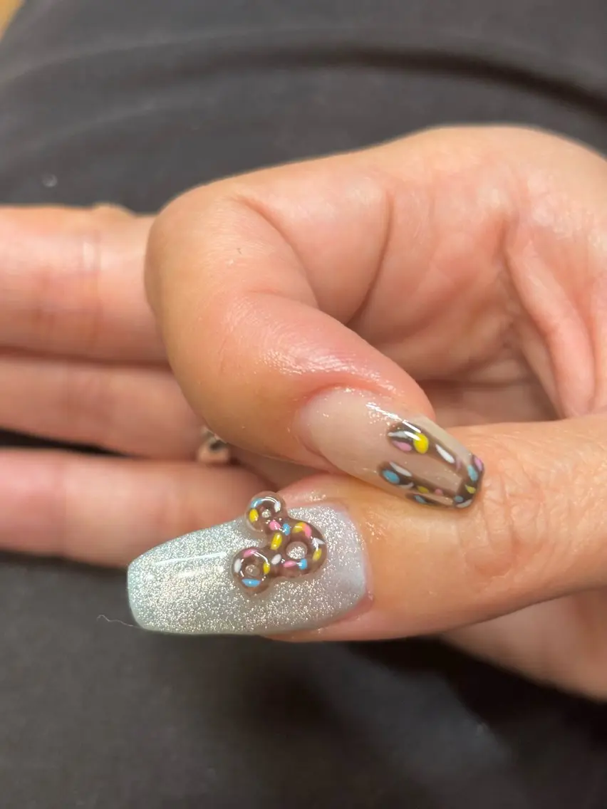 ネイル Lino nailのネイルデザイン