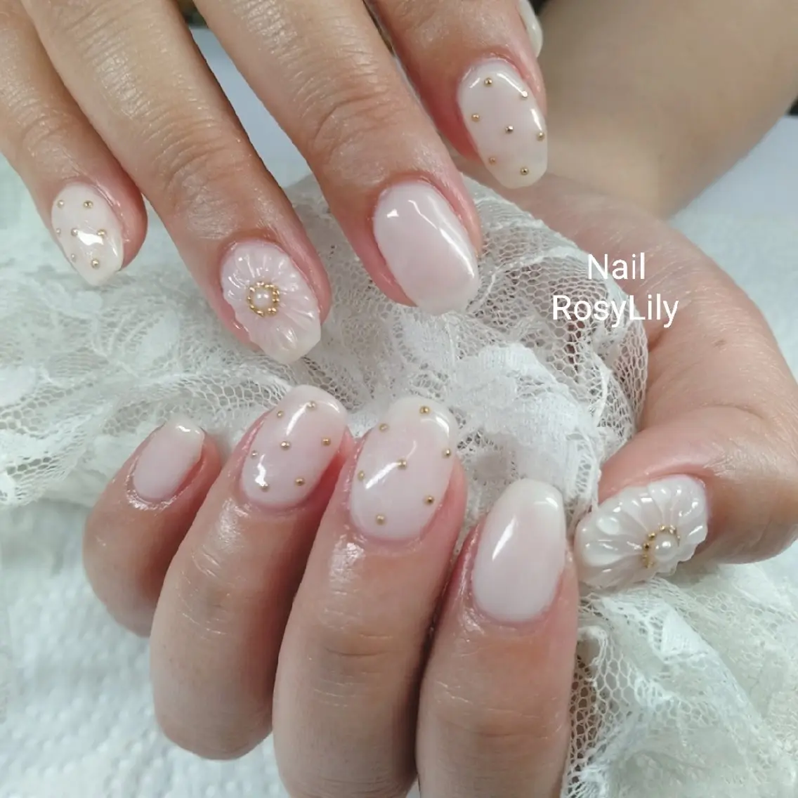 ネイル 持ち込み ホワイト プライベートサロン Rosy Lilyのネイルデザイン