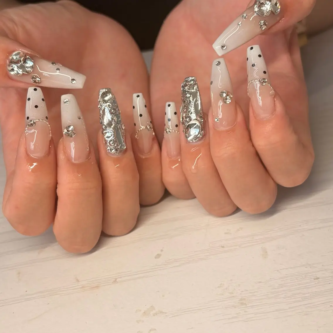 ネイル ドット Nailsalon Reoのネイルデザイン