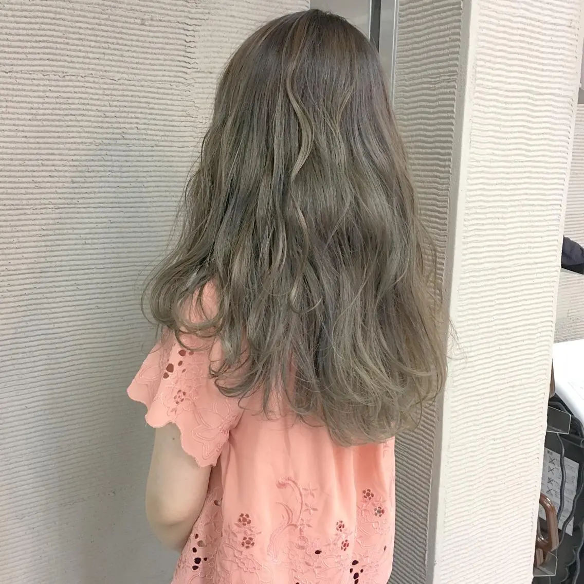 ロング カラー パーマ ヘアアレンジ アッシュ ケアカラー グラデーションカラー ハイトーン特化🤍 浦住のヘアスタイル