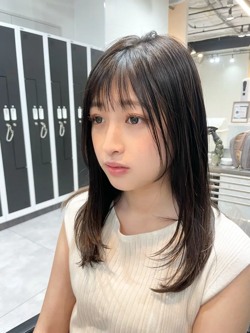 ミディアム 小田 桜のヘアスタイル