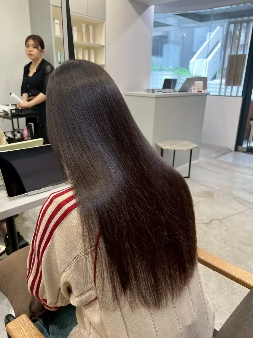 ロング パーマ 髪質改善 レイヤーカット 縮毛矯正 トリートメント 酸性ストレート 縮毛矯正 🍒モテ暖色カラー × うる艶✧ ゆなのヘアスタイル
