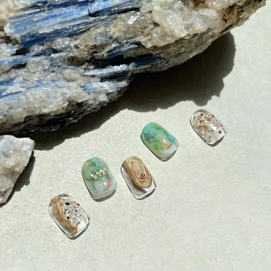 ネイル ニュアンスネイル ショートネイル gemickle nailのネイルデザイン