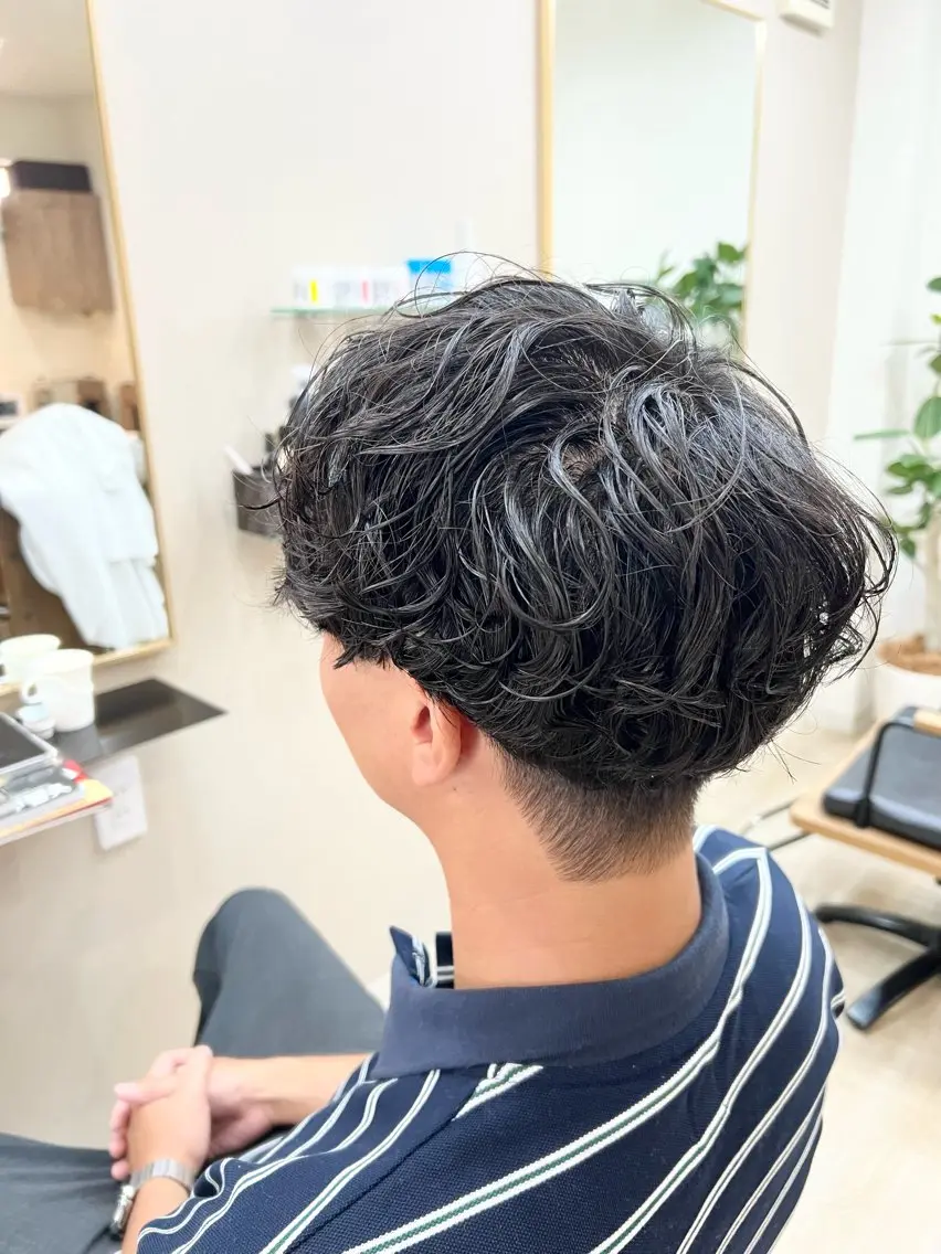メンズ カット パーマ 加藤 諒のヘアスタイル